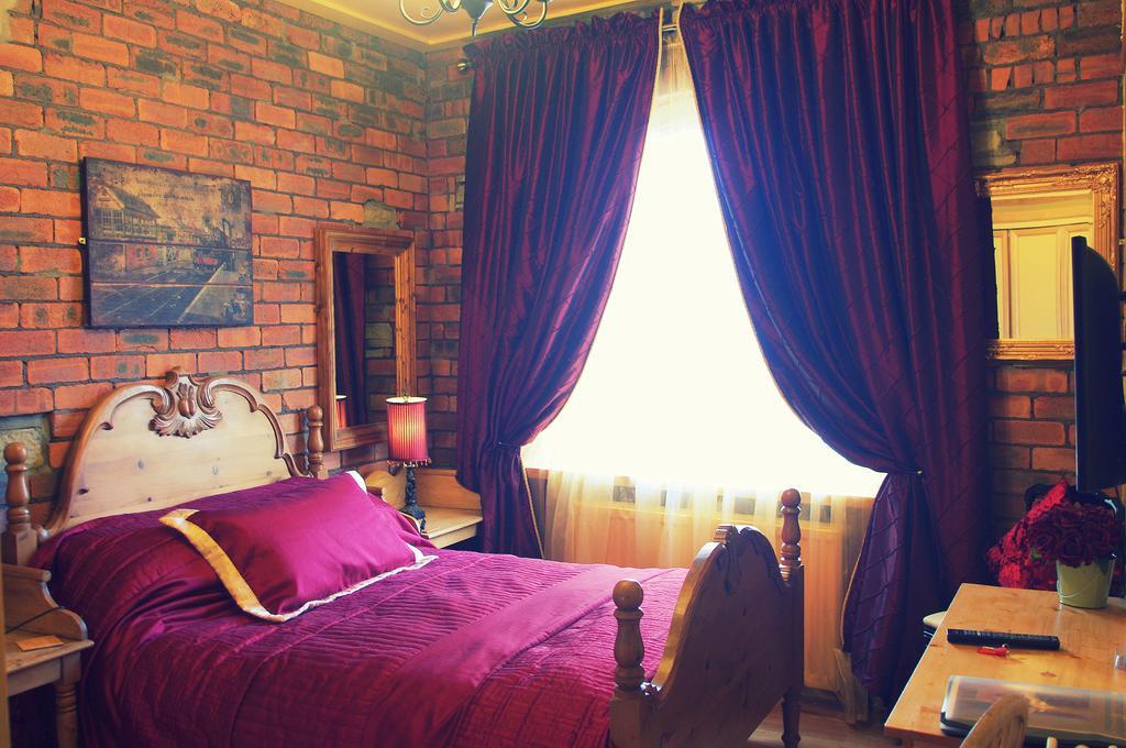 Crown House Suites Halifax Quarto foto