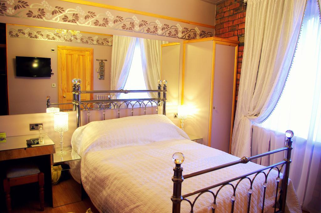 Crown House Suites Halifax Quarto foto